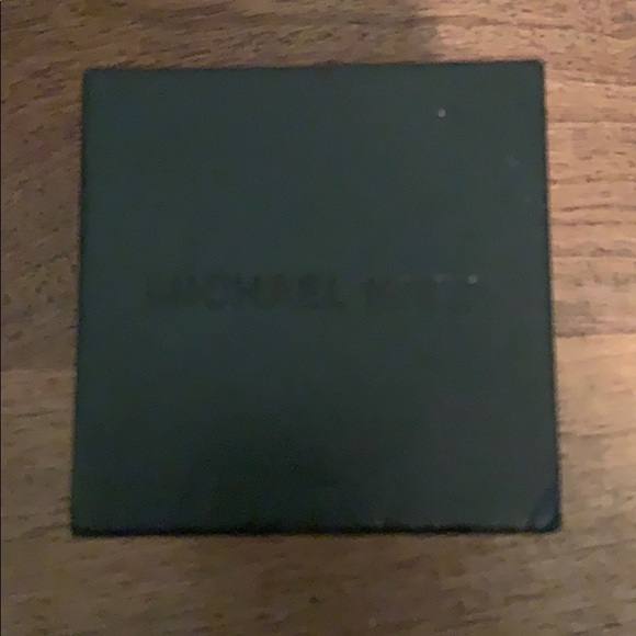 Michael Kors Watch - Picture 6 of 7